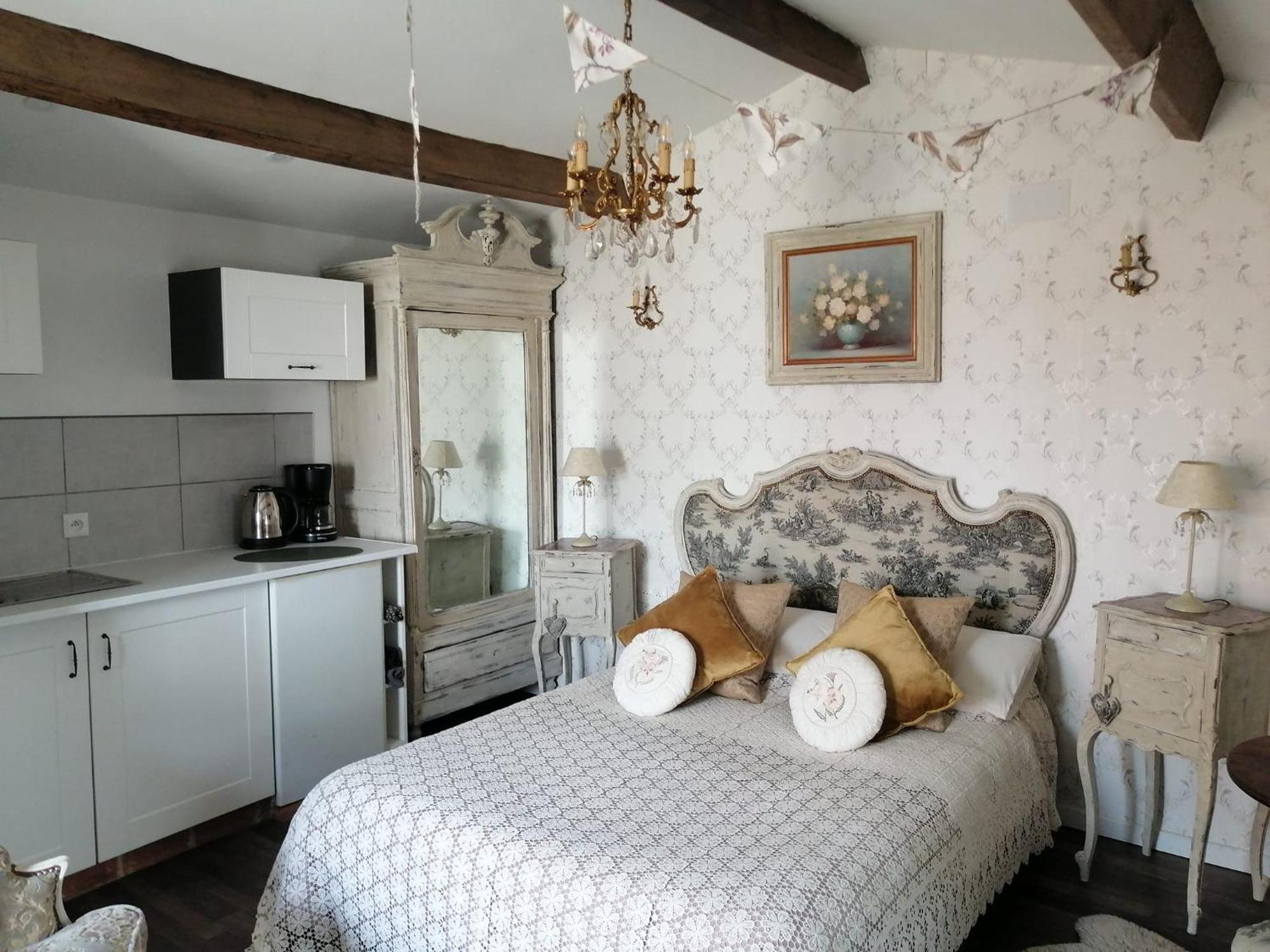 Gatekeepers Cottage Tiny House, Taize, Deux-Sevres, Velo Francette Bagian luar foto